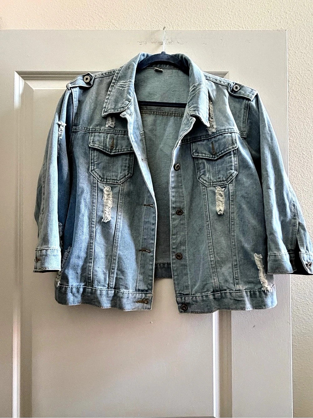 Distressed Denim Jean Jacket Size XL